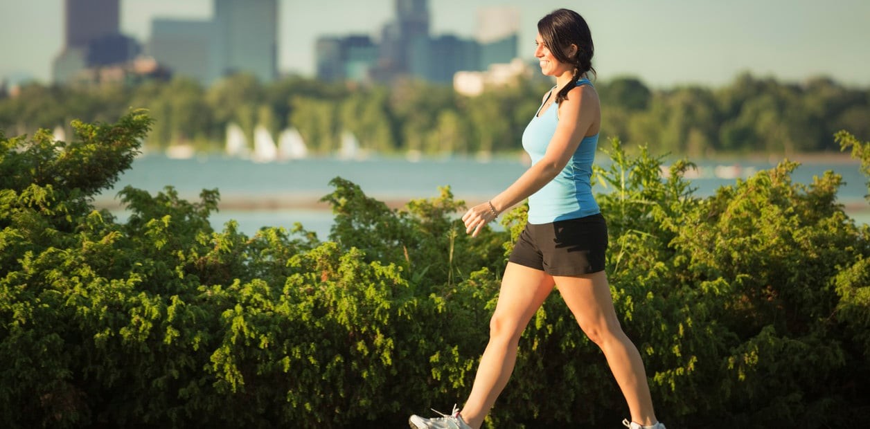 Salud y estilo de vida: tres beneficios claves de salir a caminar 2 EJERCICIO_BENEFICIOS_DE_LAS_CAMINATAS.jpg