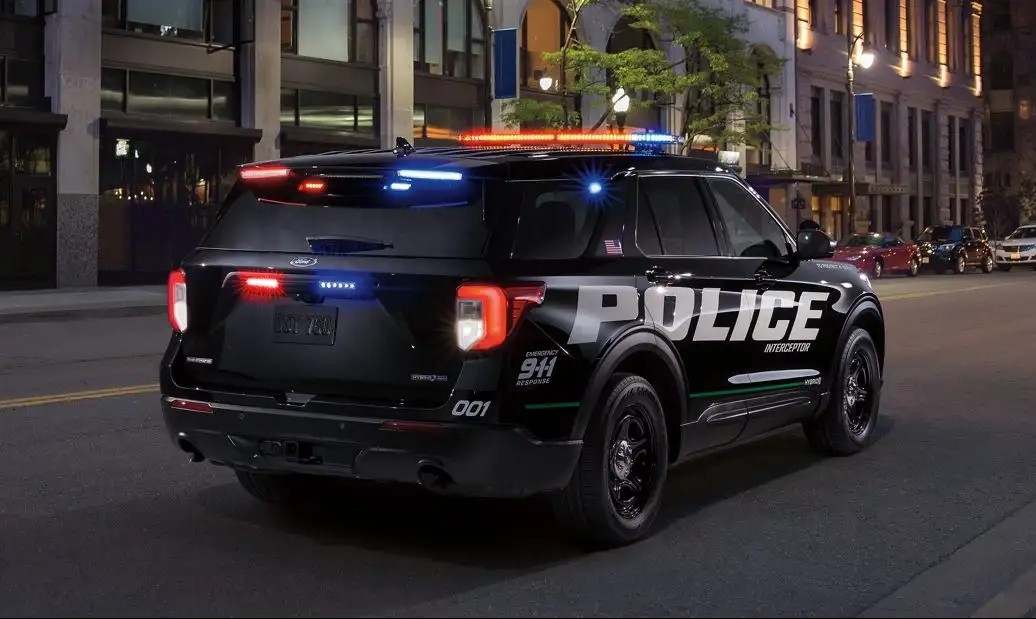 Nuevo tiroteo en Estados Unidos tuvo como objetivo a la comunidad LGBT 1 FORD-Police-Interceptor-e1596571819373.jpg