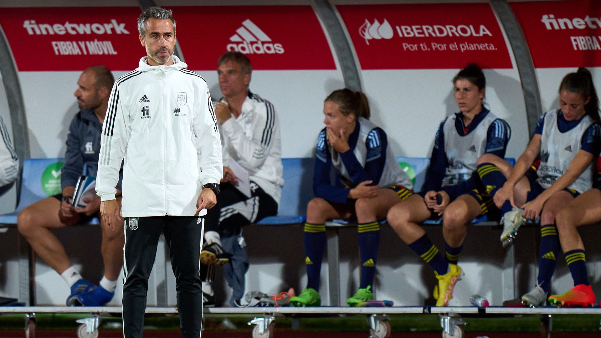 Escándalo en España: 15 jugadoras dejaron la selección por desacuerdos con el entrenador 1 GISXTEAF2FD67NYZCVTHSLAZ6M.jpg