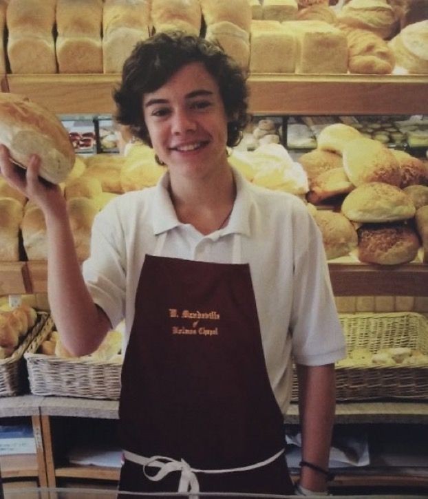 Harry Styles cumple 29 años: algunos datos que quizás no sabías sobre la estrella británica del momento 1 HARRY_STYLES_PANADERO.jpg
