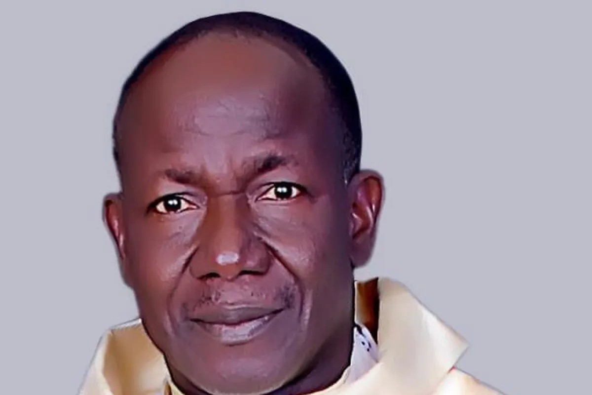Nigeria: en medio de los episodios de violencia, un sacerdote fue quemado vivo 1 ISAAC_ACHI.jpg
