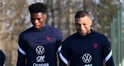 KYLIAN_MBAPPE_Y_AURELIEN_TCHOUAMENI.jpg