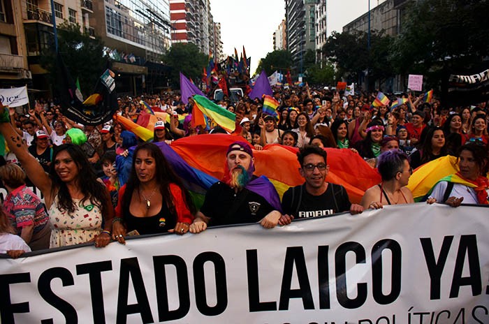 MARCHA-DEL-ORGULLO-LGBTQI-8.jpg