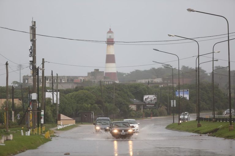Mar del Plata: cómo estará el clima en la tarde del domingo 11de diciembre 1 MAR_DEL_PLATA_LLUVIA.jpg