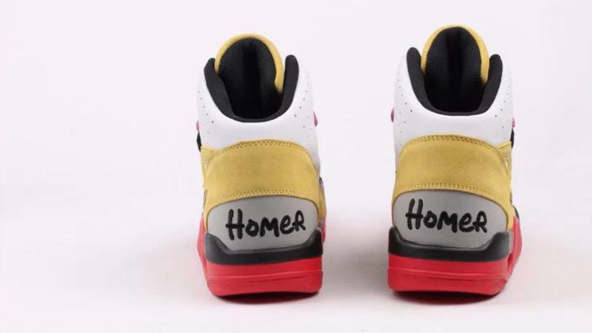 Simpson alerta: Salen a la venta las zapatillas 'Assassins' 1 MMX_3.jpg