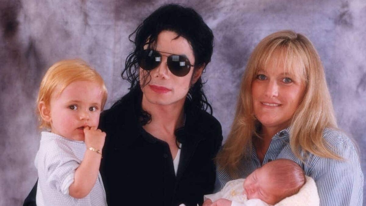 Michael-Jackson-mayores-Debbi-Rowe_1477363038_123189784_1200x675.jpg