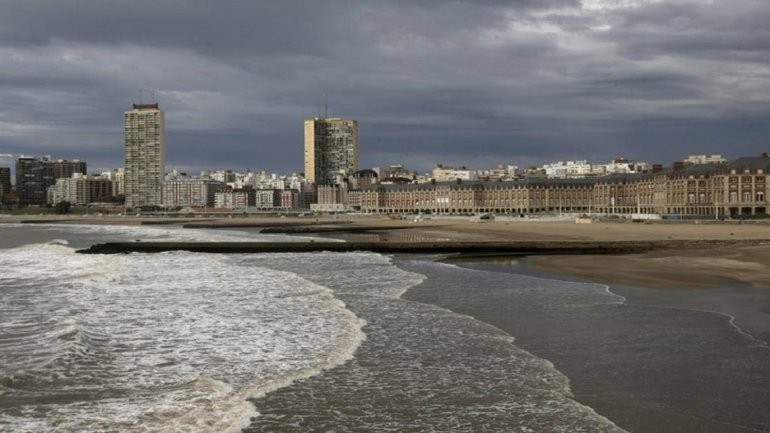 Cómo estará el clima en la mañana del 30 de noviembre en Mar del Plata 1 NUBLADO.jpg
