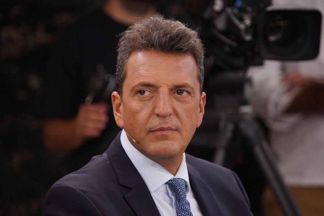 El "super ministro" presenta el Presupuesto 2023 ante Diputados 1 R_24.jpg
