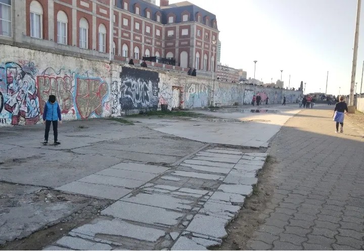 La Rambla de Mar del Plata recibirá $1000 millones del presupuesto provincial 1 Rambla-abandono.jpg