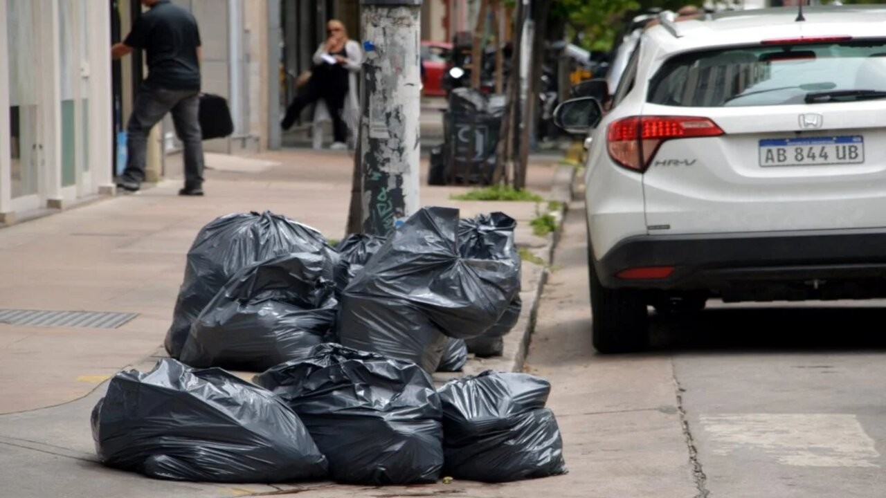 Fin de semana largo en Mar del Plata: cómo funcionarán los servicios municipales 1 SINRECOLECCION11-1024x681.jpg