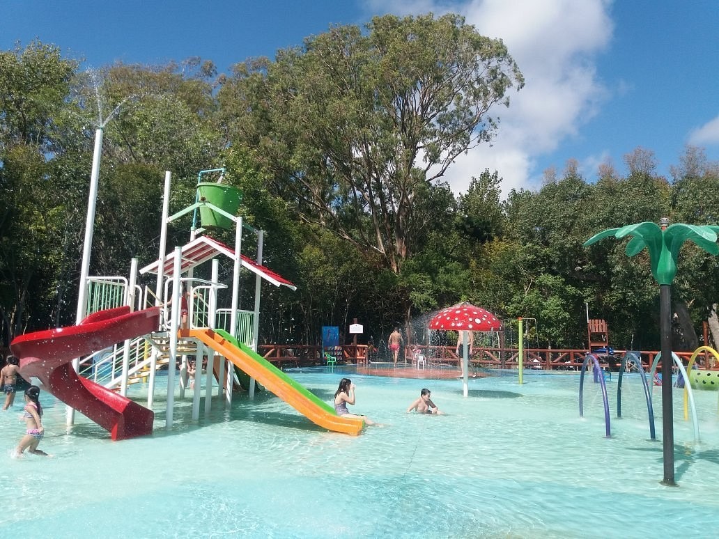 Vacaciones en La Costa: tres parques acuáticos que no podés perderte 1 TERMAS.jpg