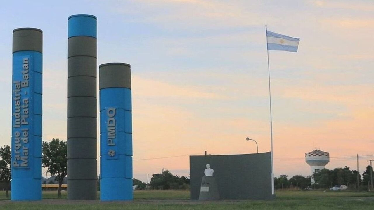 José Ignacio de Mendiguren aseguró que Mar del plata "es un ejemplo de lo que tiene que hacer la Argentina” 1 acaa91a5d39c48e495b9e2feacd26c61_L_1.jpg