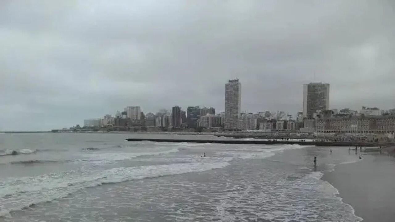 Nueva alerta meteorológica en Mar del Plata 1 alerta-meteorologico-mar-del-plata.jpg