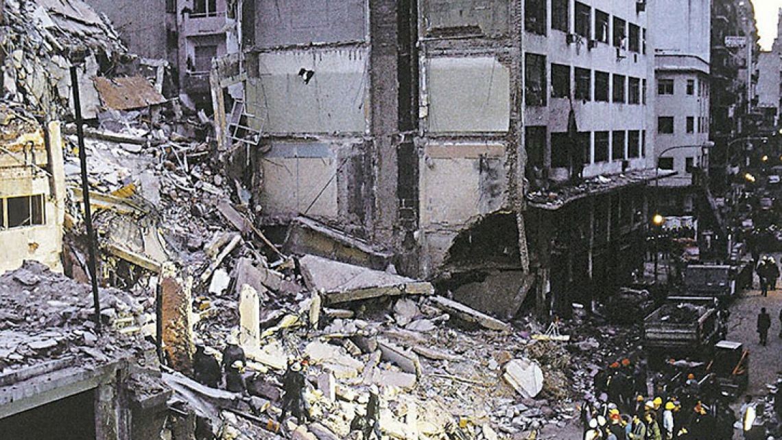 Un día como hoy: se cumplen 29 años del atentado a la AMIA 1 amia_atentado.jpg