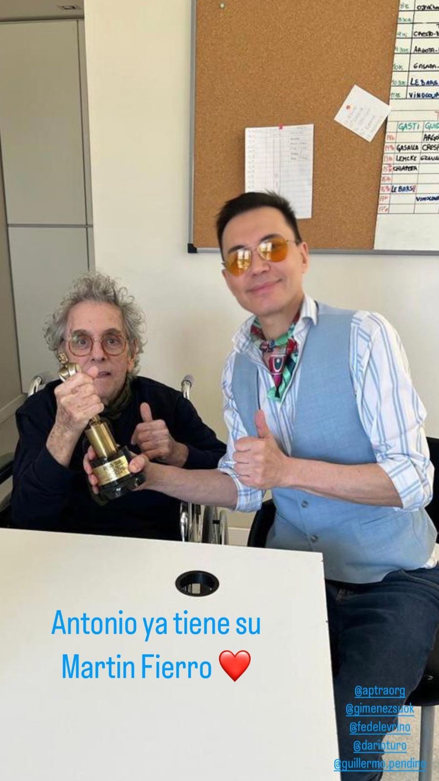 Antonio Gasalla recibió su Martin Fierro: Marcelo Polino fue el encargado de entregarlo 1 antonio_gasalla_y_marcelo_polino.jpg