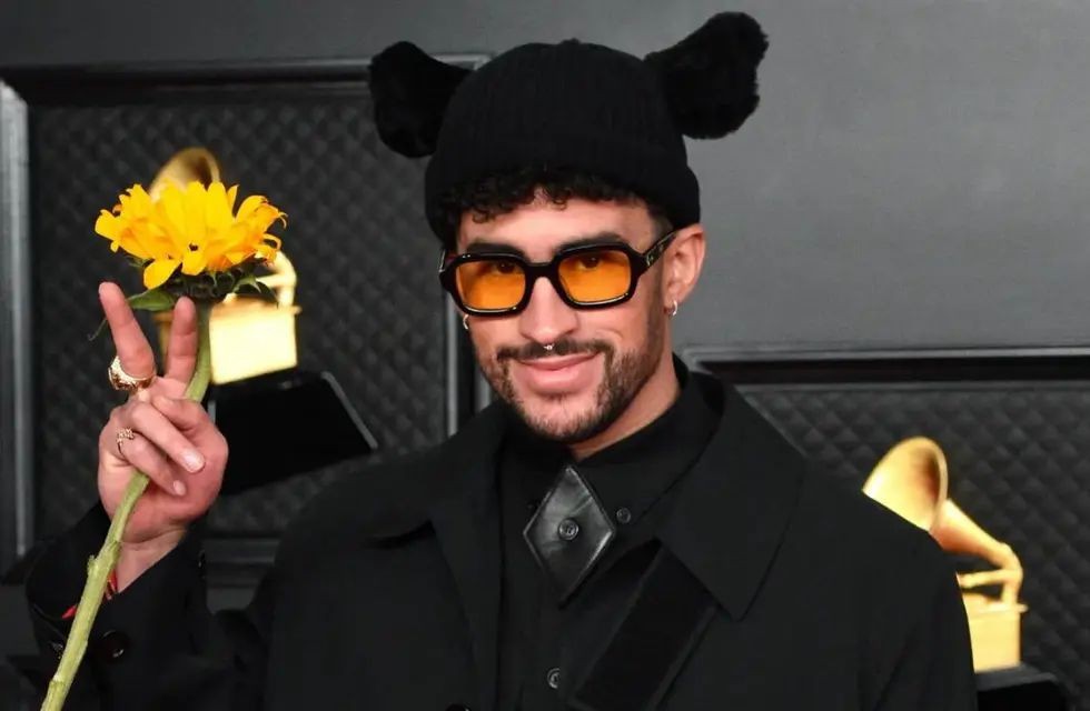 Premios Grammy 2023: cuando y como ver la ceremonia este domingo 5 de febrero 2 bad_bunny_premios_grammy.jpg