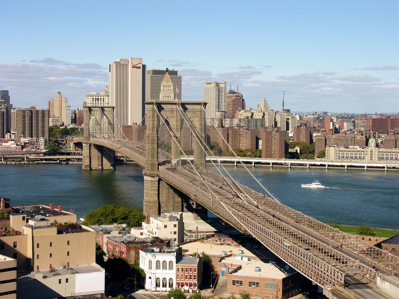 Efemérides: ¿Qué pasó el 24 de mayo? 2 brooklyn.jpg