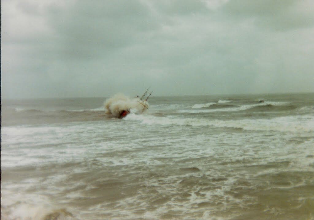 buque_fantasma_mar_del_plata.jpg