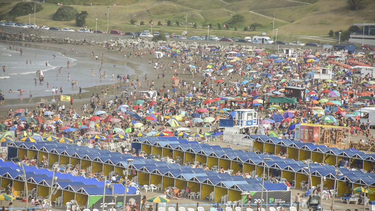 carpas plena capacidad mar del plata 1