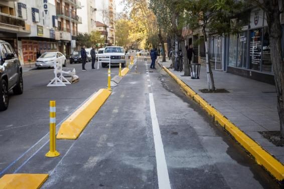 Restan 800 metros de carpeta asfáltica para poder finalizar la obra de la nueva bicisenda en la zona norte 1 ciclovia.jpg