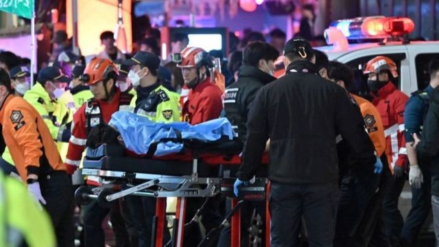 La Justicia de Corea del Sur inicia las investigaciones por la mortal estampida 1 corea-estampida.jpg