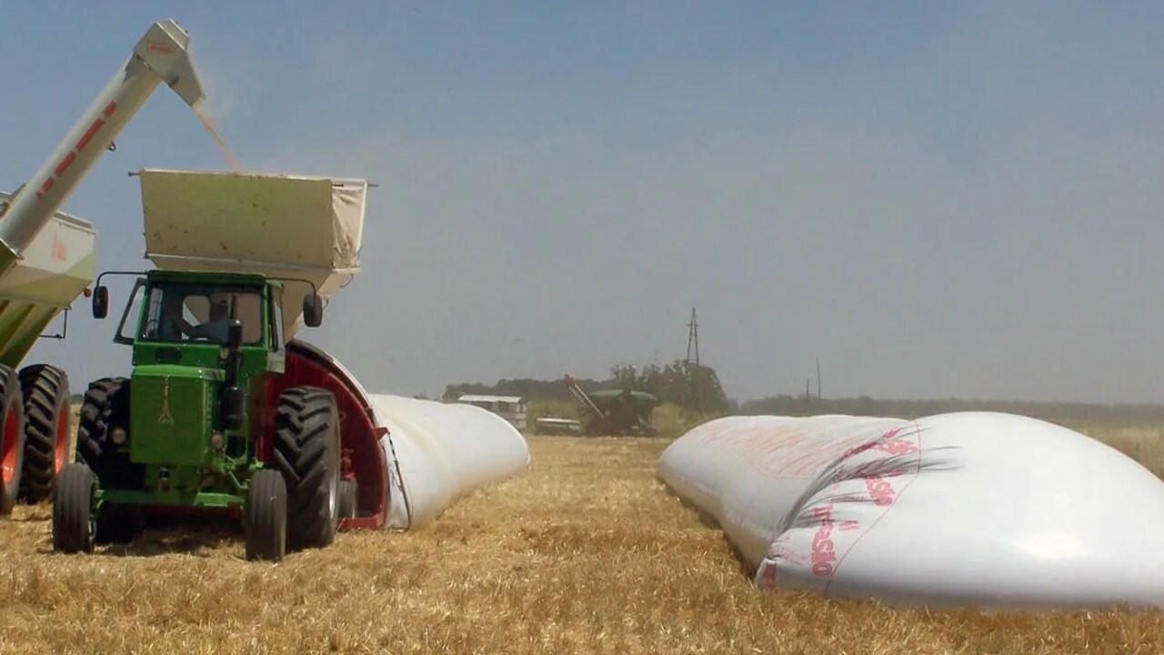 El Gobierno afirma que el campo tuvo “una fuerte recuperación” desde la gestión de Alberto Fernández 2 crecio-la-capacidad-almacenamiento-silo-bolsa.jpg
