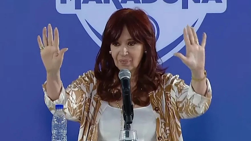 Cristina Fernández de Kirchner: “Acá no hay renunciamiento ni autoexclusión, hay proscripción” 2 cristina_kirchner.jpg
