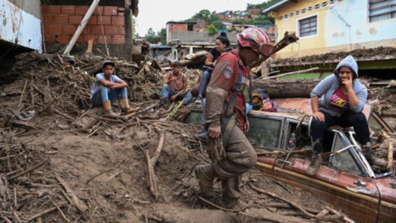 Casi un centenar de muertos en Venezuela por las fuertes precipitaciones 1 deslizamientos-mortales-Venezuela.jpg