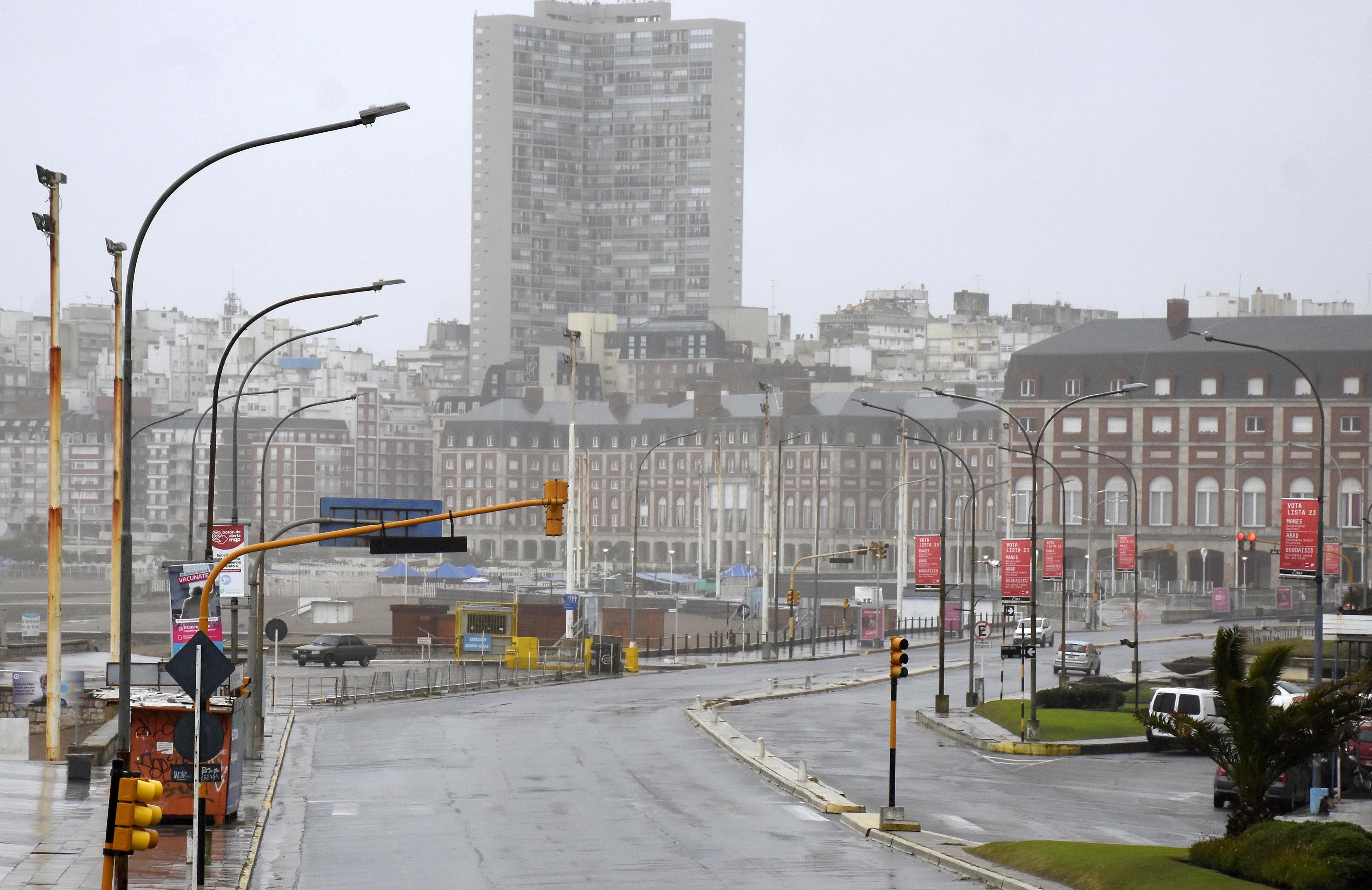 Mar del Plata: cómo estará el clima en la tarde del martes 14 de marzo 1 dia-gris-mardel_copy_copy_copy_copy_copy.jpg