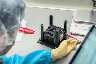 Innova Space anunció que su nuevo picosatélite se llamará “Dibu Martínez” 2 dibu_sat_x.jpg