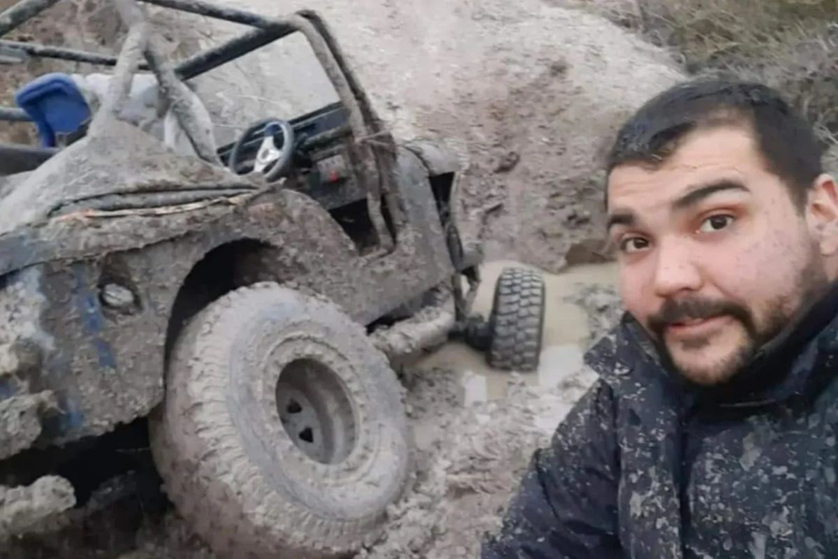 Pescadores encontraron restos del cuerpo de un joven desaparecido dentro de un tiburón en Chubut 1 diego_alejandro_barria_copy.jpg
