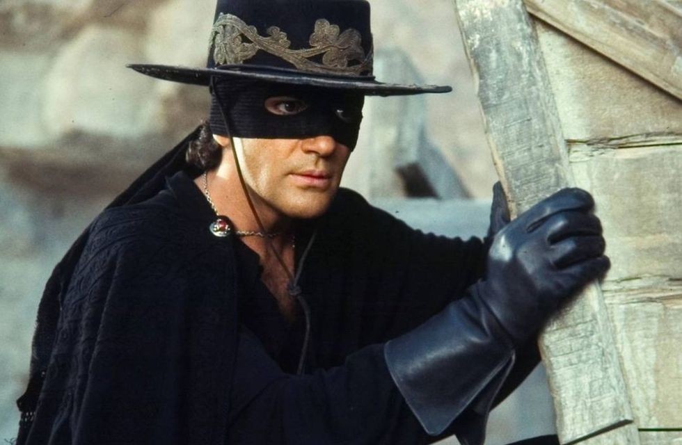 Antonio Banderas propone a Tom Holland para que sea su sucesor en el papel de El Zorro 1 el_zorro-antonio_banderas.jpg