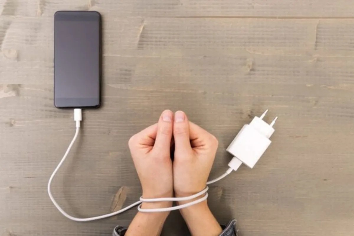 Cómo los celulares cambiaron nuestro cerebro 1 esclavo_celular.jpg