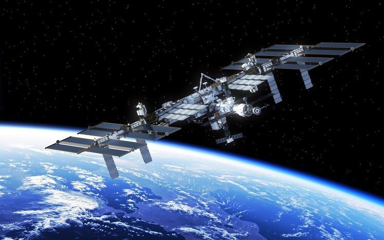 Tom Cruise será el primer actor en rodar una película en el espacio 1 estacion-espacial.jpg