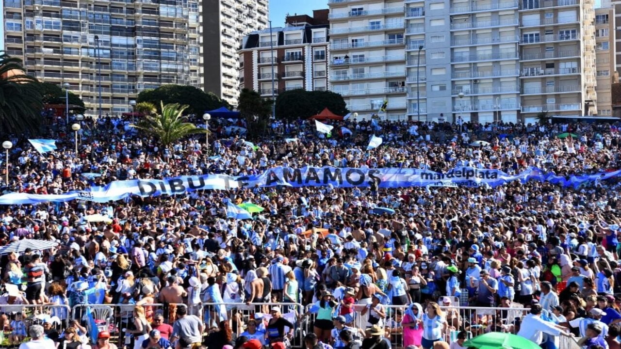 Arena Fan Fest: la convocatoria superó las 600 mil personas 1 fan-dibu-1024x683_1.jpg