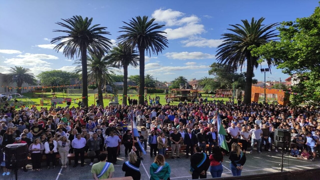 Plan FINES: mas de 900 egresados recibieron su diploma 1 fines-unzue-1024x769_1.jpg