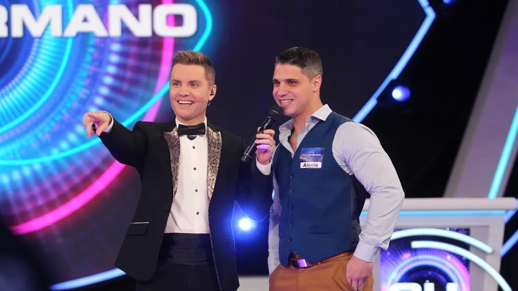“Tengo el programa número uno”: Santiago del Moro respondió a las críticas por Gran Hermano 1 gran-hermano-2022-alexis-quiroga-y-santiago-del-moro.jpg