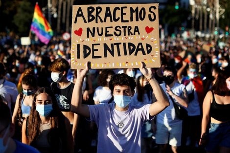 El Congreso de España aprueba la Ley Trans 2 identidad.jpeg