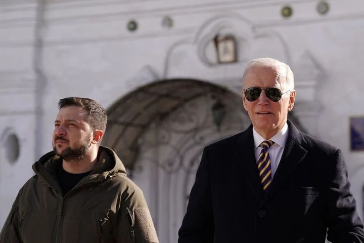 joe_biden_y_volodimir_zelensky.jpg