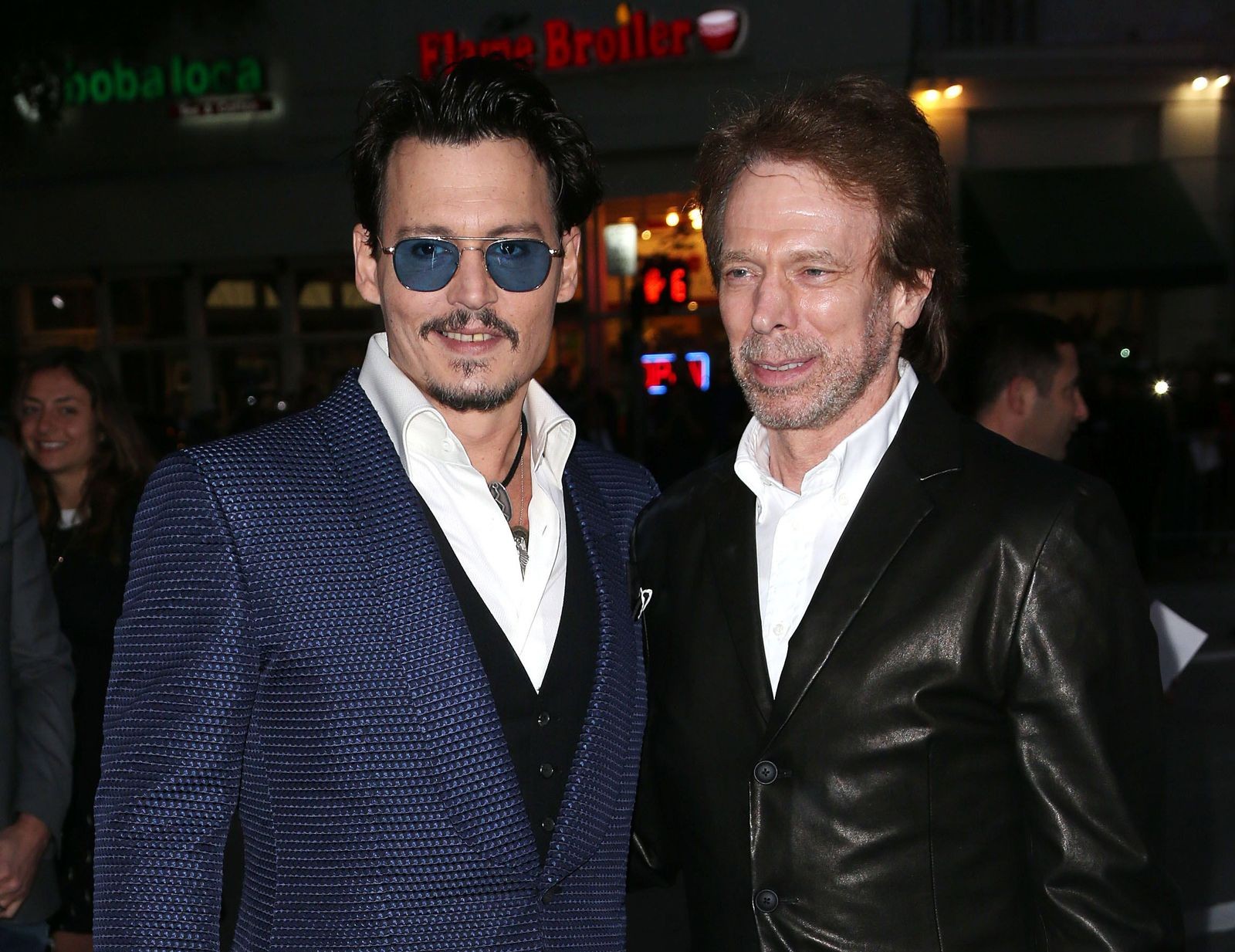 ¿Vuelve Jack Sparrow? : las declaraciones de Bruckheimer que ilusionan a los fanáticos de Piratas del Caribe 1 johnny_depp_jerry_bruckheimer.jpg