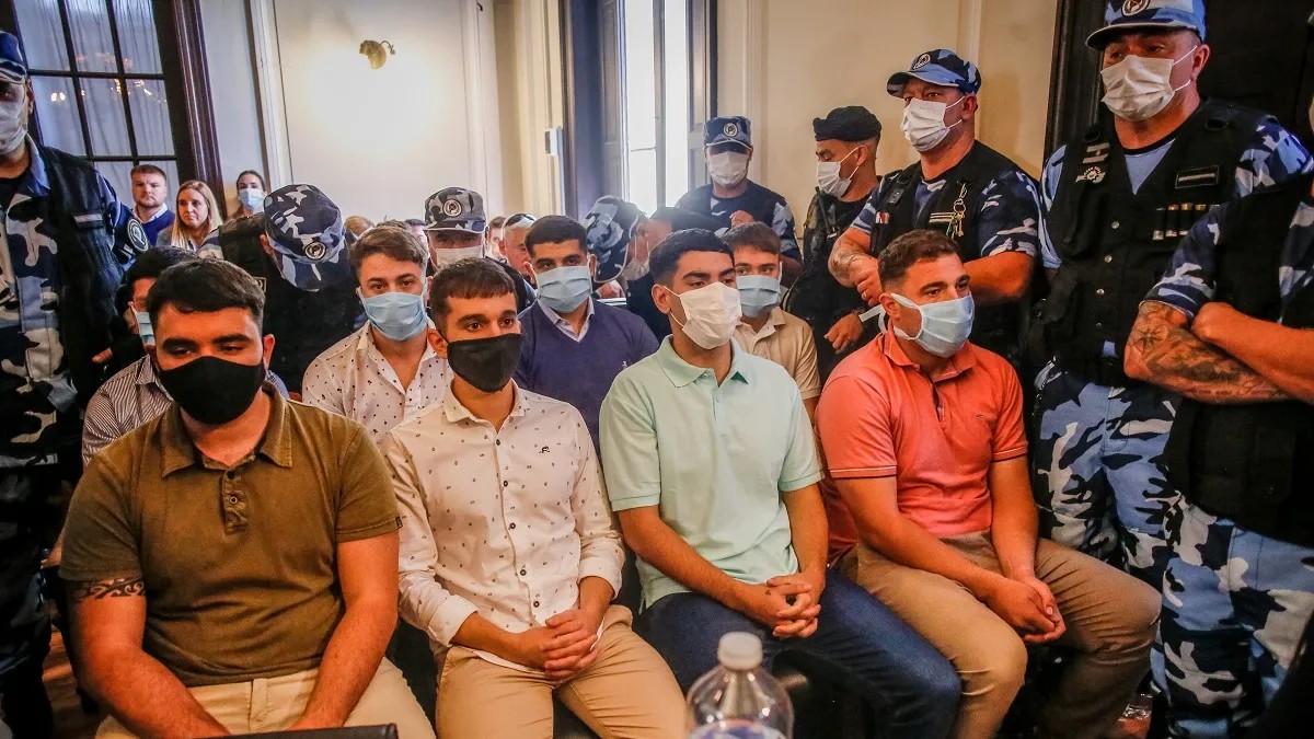 Convocan una movilización en Mar del Plata por el aniversario del crimen de Fernando Báez Sosa 1 juicio-fernando_copy.jpg