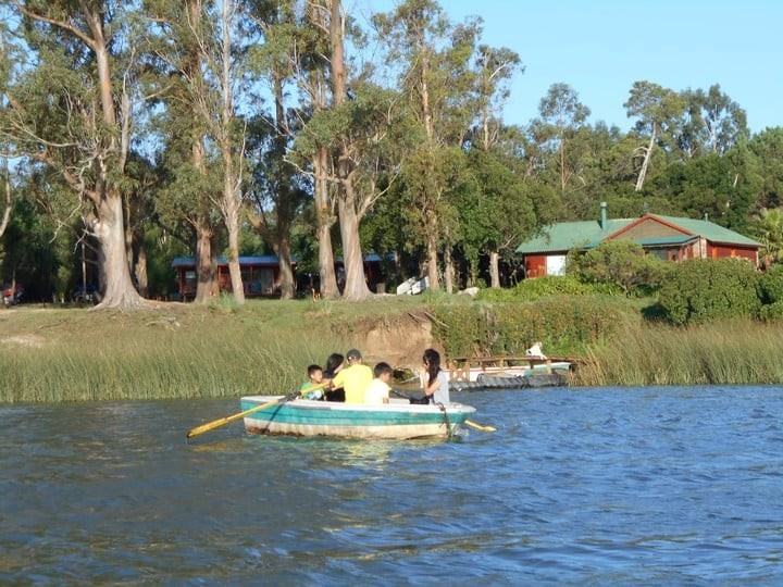 Laguna La Brava, un destino ideal para disfrutar cerca de Mar del Plata este verano 2 kayak-laguna-la-brava.jpg