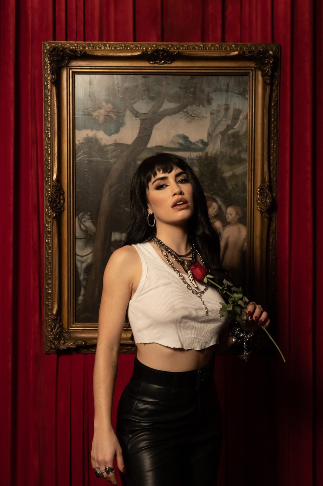 Nuevo programa del Trece: quien es famosa que dejará las novelas para conducir un programa de citas 1 lali.jpg