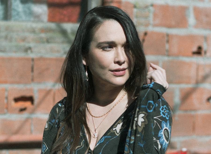 Nuevo programa del Trece: quien es famosa que dejará las novelas para conducir un programa de citas 2 lali_gonzales_copy.jpg