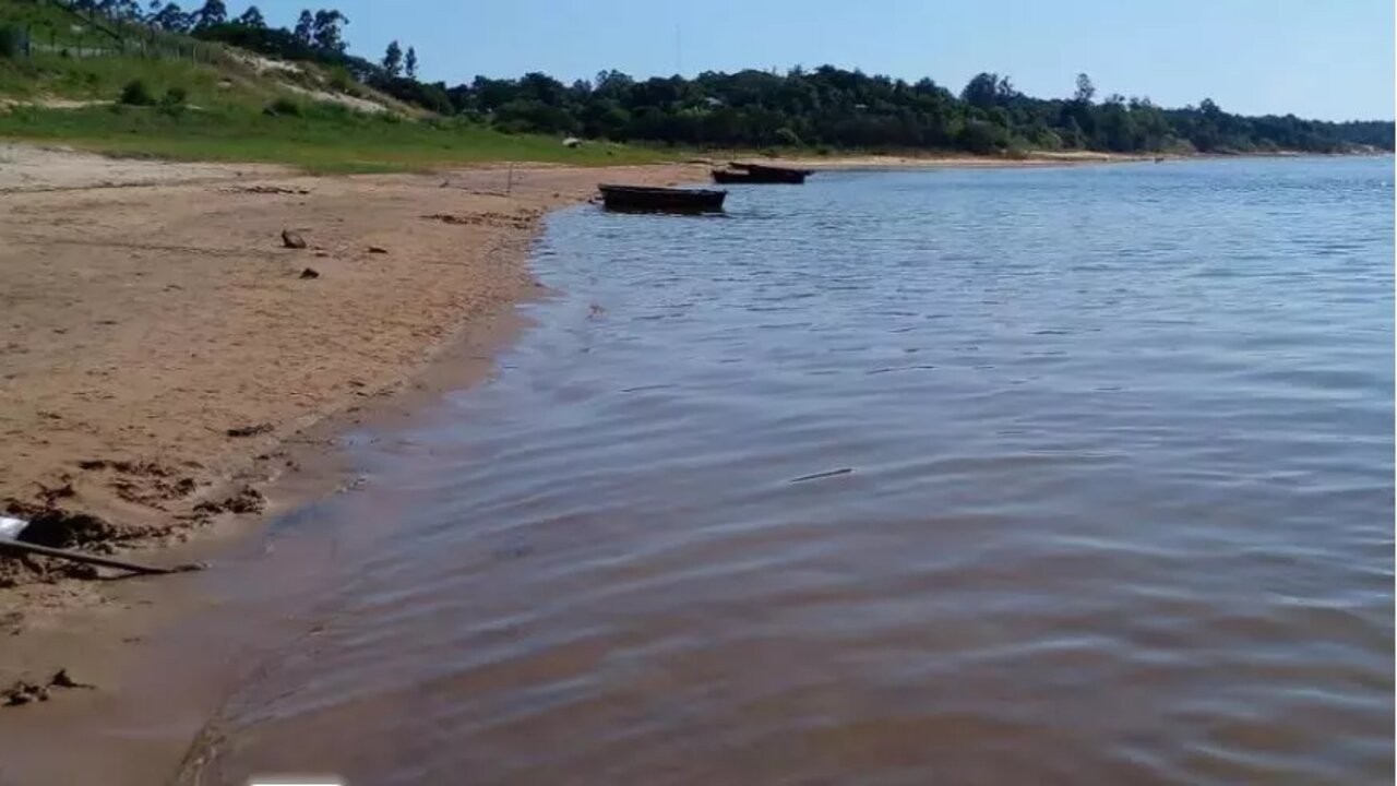 Aumentó el caudal del río Paraná 1 md.jpg