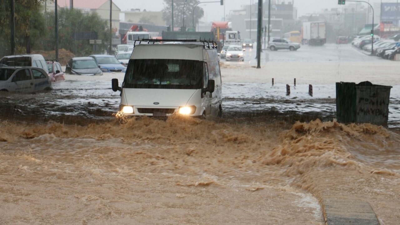 menos-muerto-dos-desaparecidos-isla-griega-creta-graves-inundaciones_69_1.jpg