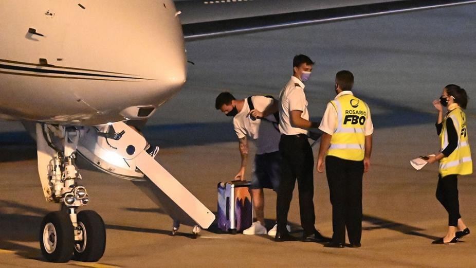 Lionel Messi ya está en Francia para sumarse a los entrenamientos del PSG 1 messi-francia-vuelve.jpg