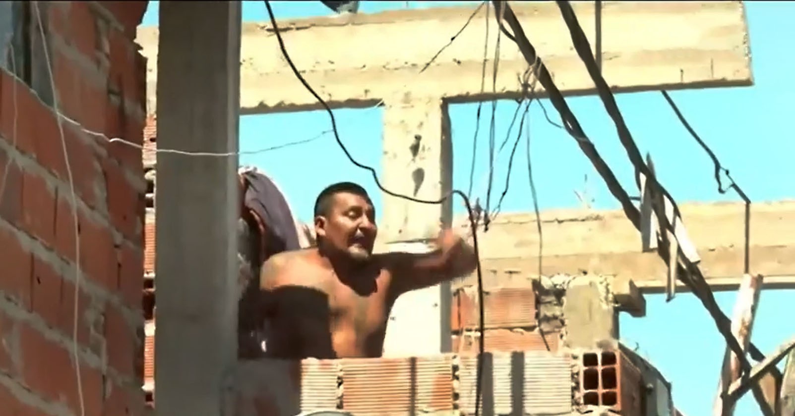 Rosario: familiares y vecinos del niño asesinado atacaron la vivienda del presunto narco 1 narcotrafico-rosario.jpg