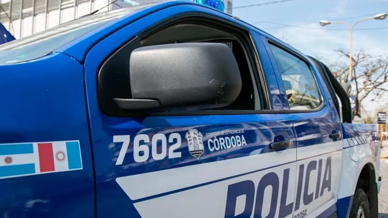 Reclaman por mayor seguridad en pueblos rurales de Buenos Aires y Córdoba 1 policia-cordobajpg-770x443.jpg