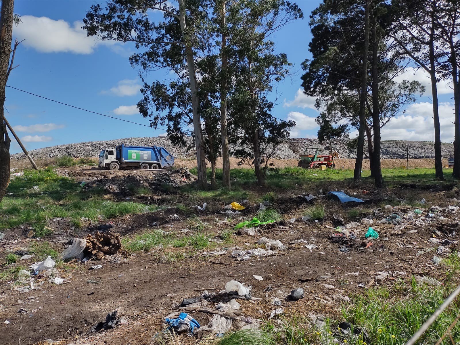 Recicladores encontraron un artefacto explosivo en el predio de basura de Mar del plata 2 predio.jpg